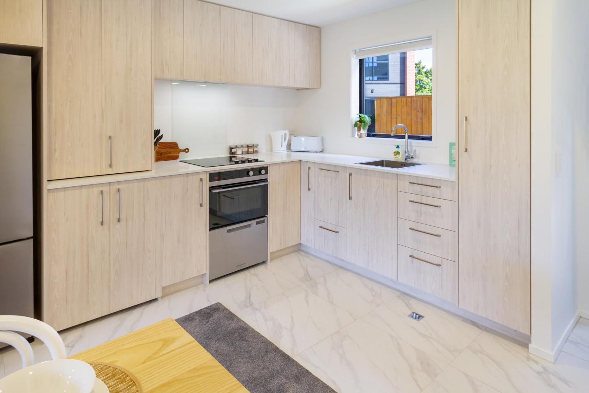 Апартаменты Chic 2-Bed Gem: Trust Arena Proximity - West Akl Окленд Экстерьер фото